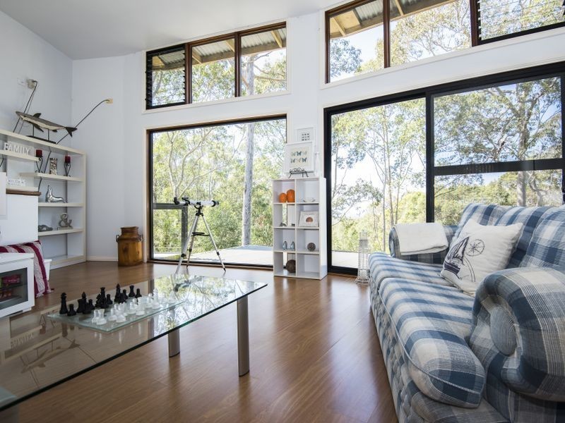 54 Hazel Road, Moruya Heads NSW 2537
