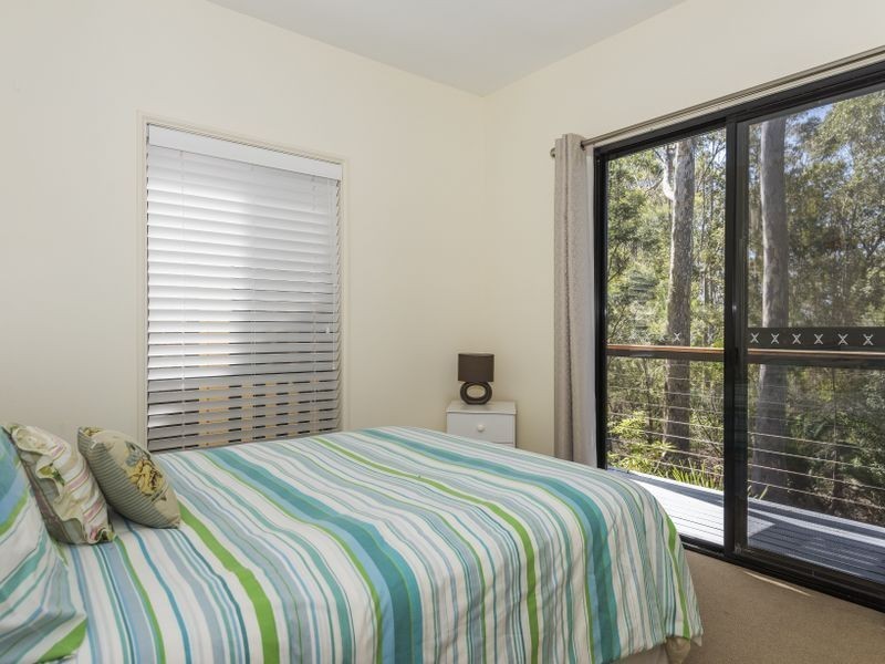 54 Hazel Road, Moruya Heads NSW 2537