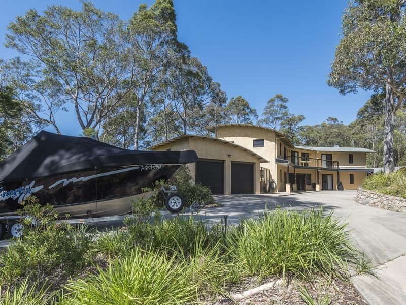 54 Hazel Road, Moruya Heads NSW 2537