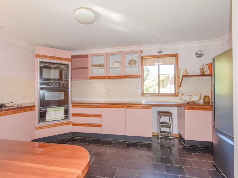 21 Elizabeth Street, Moruya Heads NSW 2537