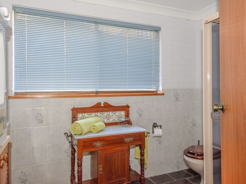 21 Elizabeth Street, Moruya Heads NSW 2537