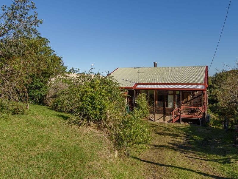 21 Elizabeth Street, Moruya Heads NSW 2537