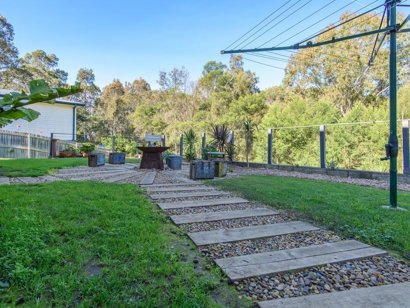 26 Renee Crescent, Moruya Heads NSW 2537