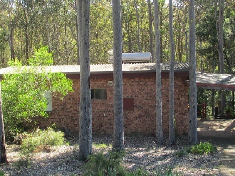 19 Headland Grove, Moruya Heads NSW 2537