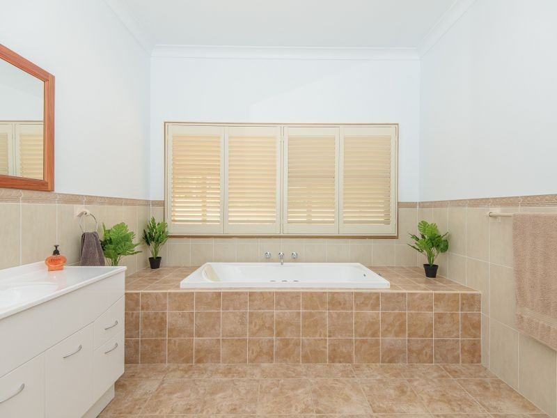 93 Hawdons Road, Moruya NSW 2537