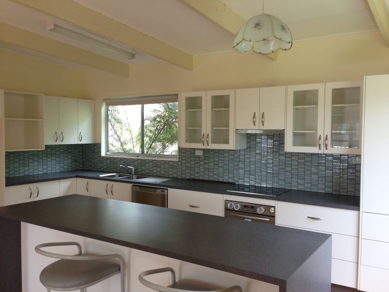 5 Newstead Rd, Moruya Heads NSW 2537