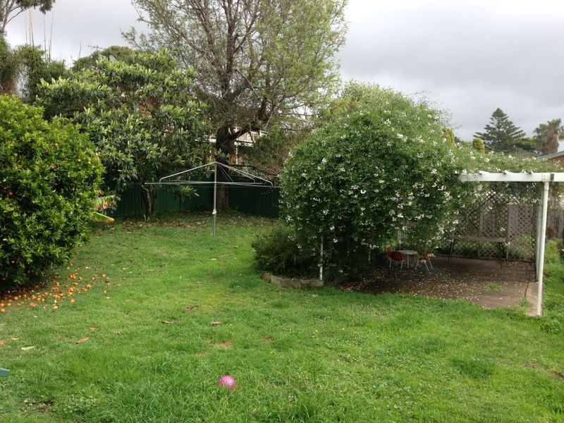 5 Newstead Rd, Moruya Heads NSW 2537
