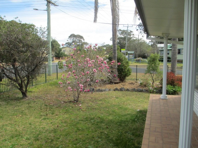 58 Bergalia Street, Moruya NSW 2537