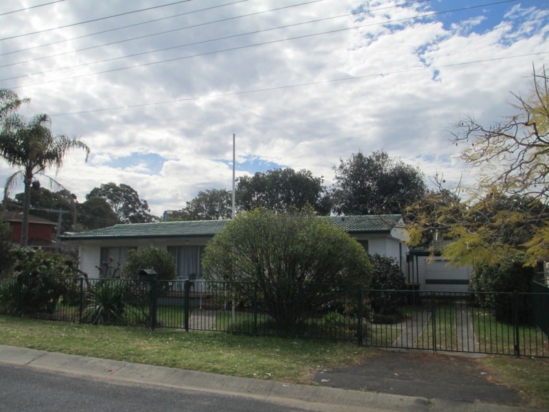 58 Bergalia Street, Moruya NSW 2537