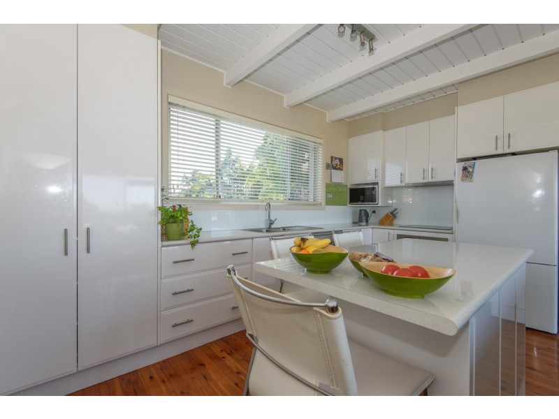 24 Calton Road, Batehaven NSW 2536