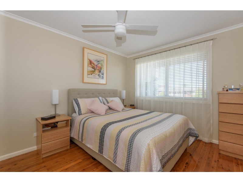 24 Calton Road, Batehaven NSW 2536