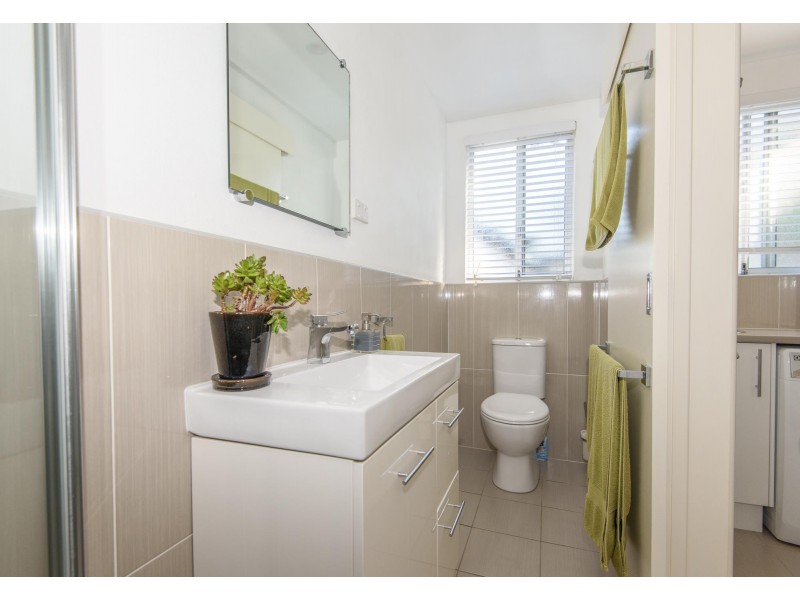 24 Calton Road, Batehaven NSW 2536
