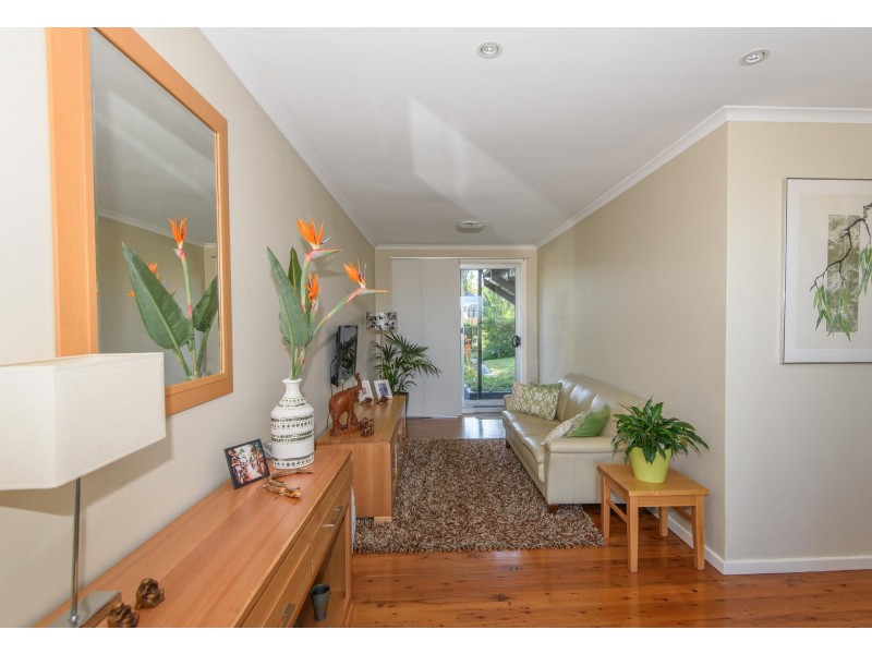 24 Calton Road, Batehaven NSW 2536