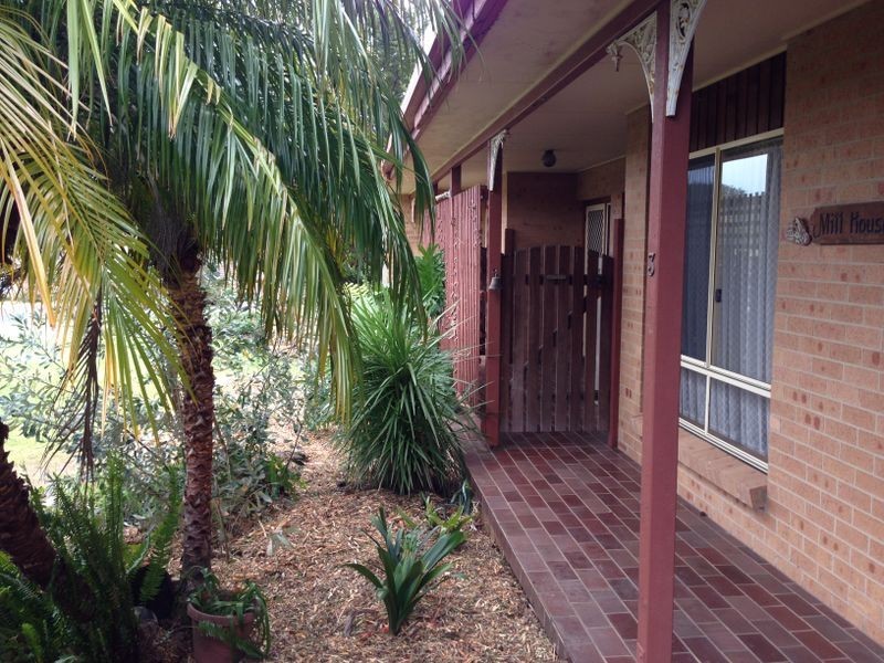 3 Craig Mostyn Place, Moruya NSW 2537