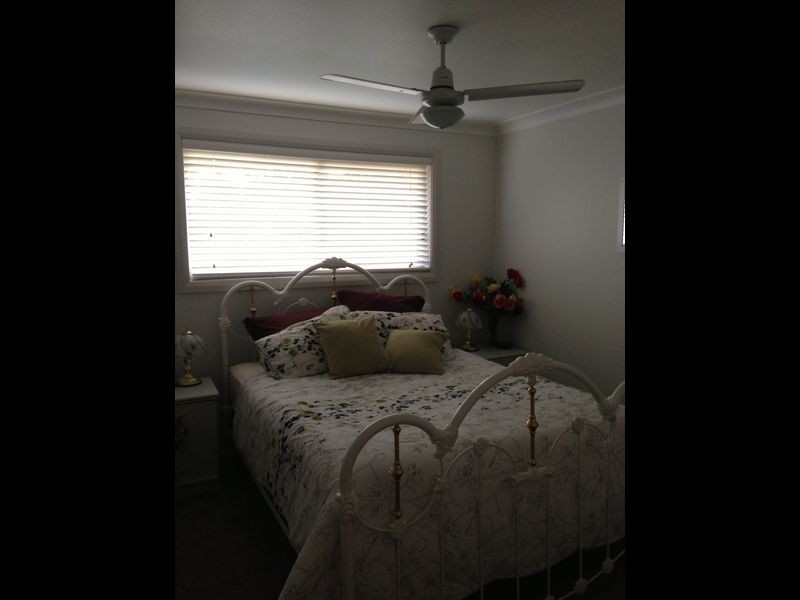 26 Yarralumla Cres, Tomakin NSW 2537