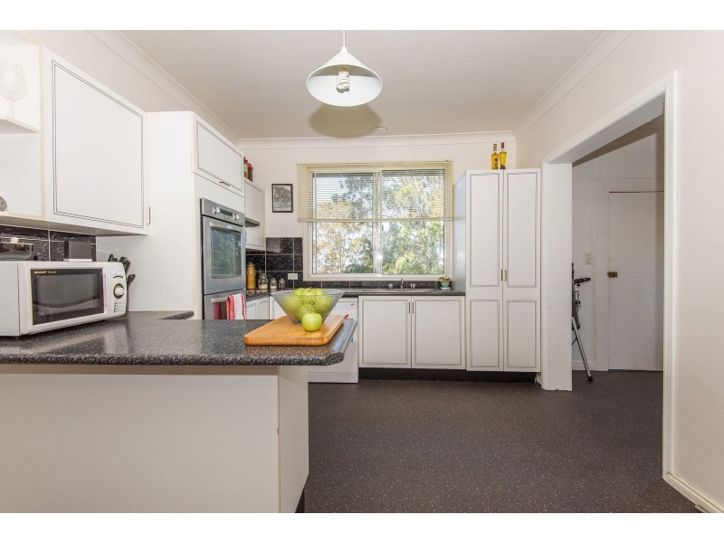 14 Emmott Street, Moruya NSW 2537