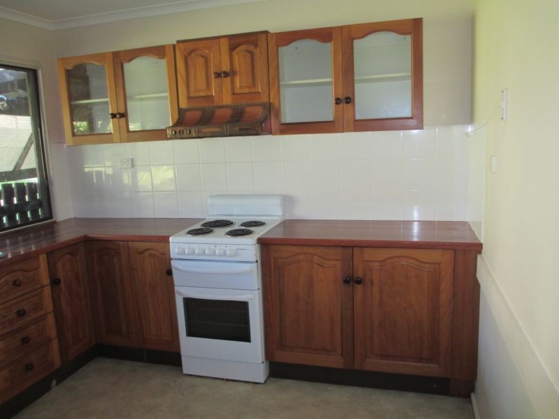 170 Vulcan St, Moruya NSW 2537