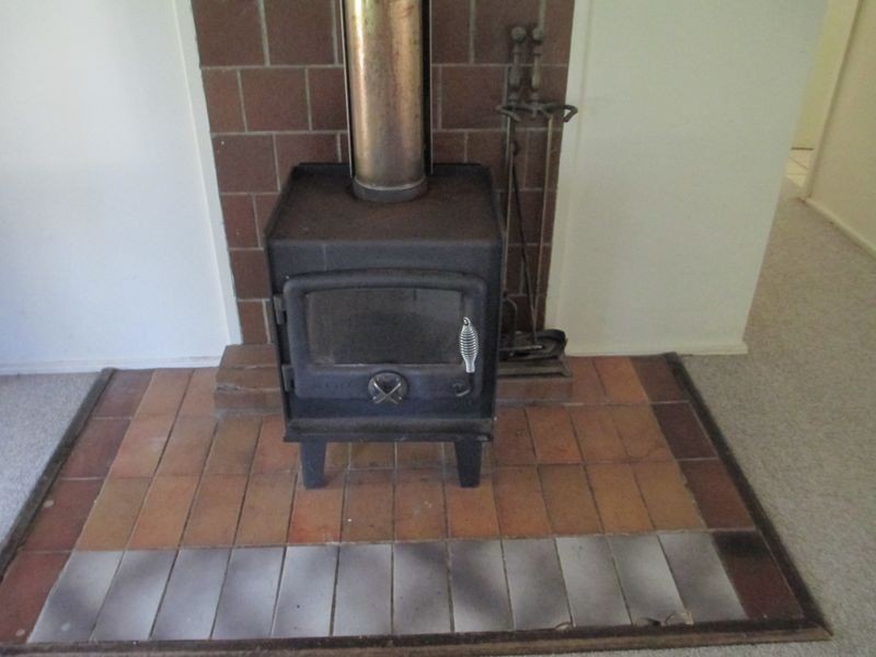 170 Vulcan St, Moruya NSW 2537