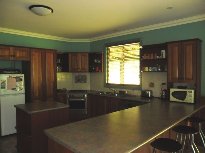 7 Cobbers Lane, Moruya NSW 2537