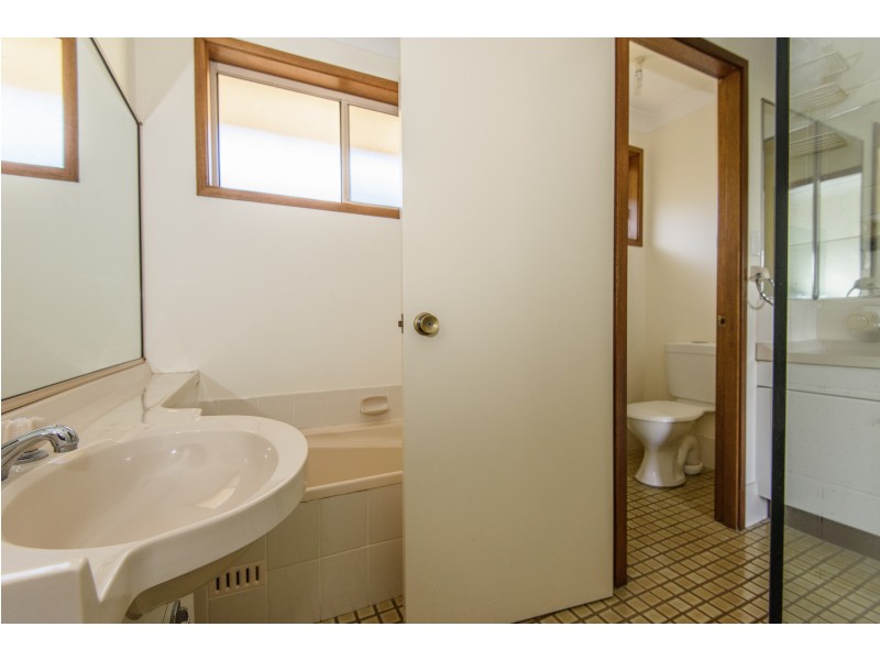 9 Long Point Street, Potato Point NSW 2545