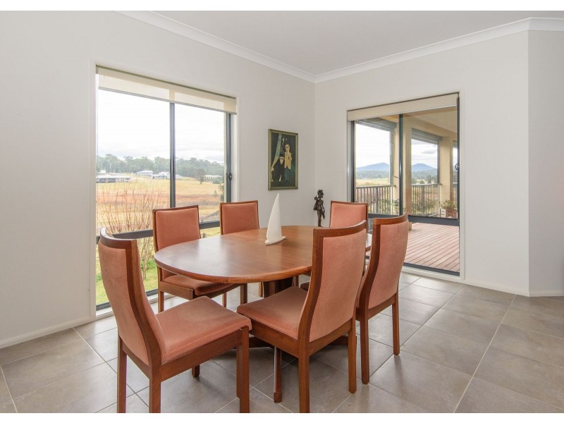 12 Wattlebark Close, Moruya NSW 2537