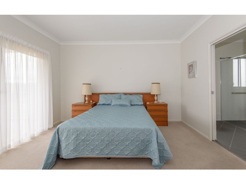 12 Wattlebark Close, Moruya NSW 2537