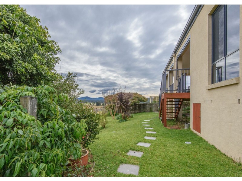 12 Wattlebark Close, Moruya NSW 2537