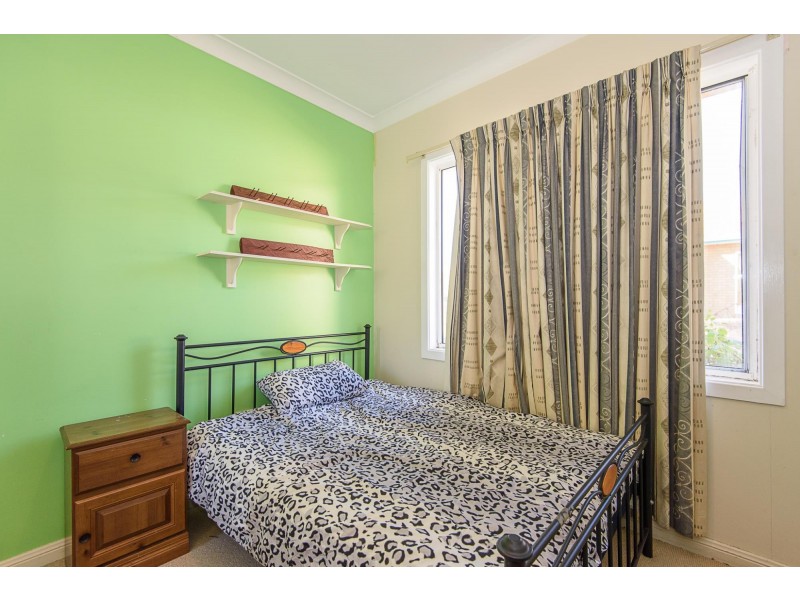 25 Evans Street, Moruya NSW 2537