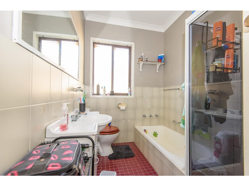 25 Evans Street, Moruya NSW 2537