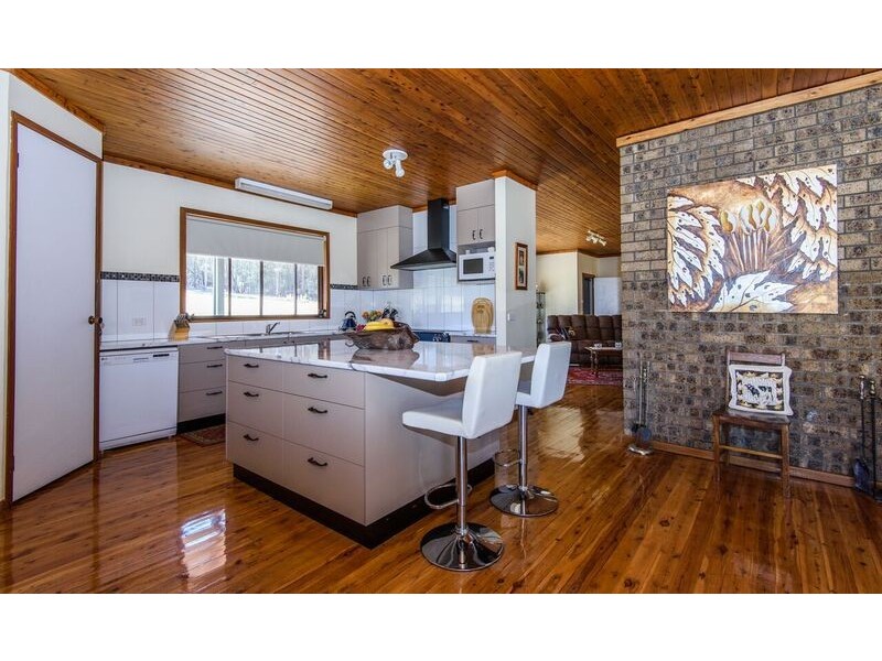 2 Old Mossy Point Road, Jeremadra NSW 2536