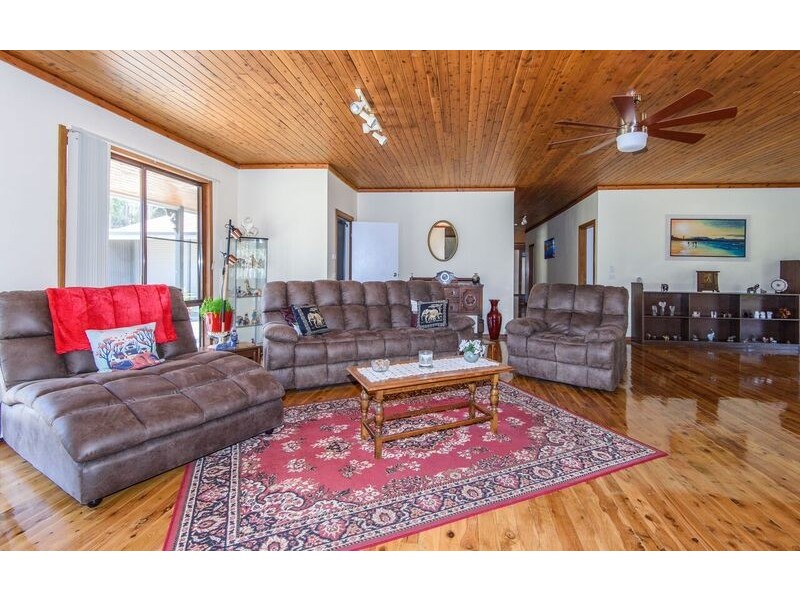 2 Old Mossy Point Road, Jeremadra NSW 2536