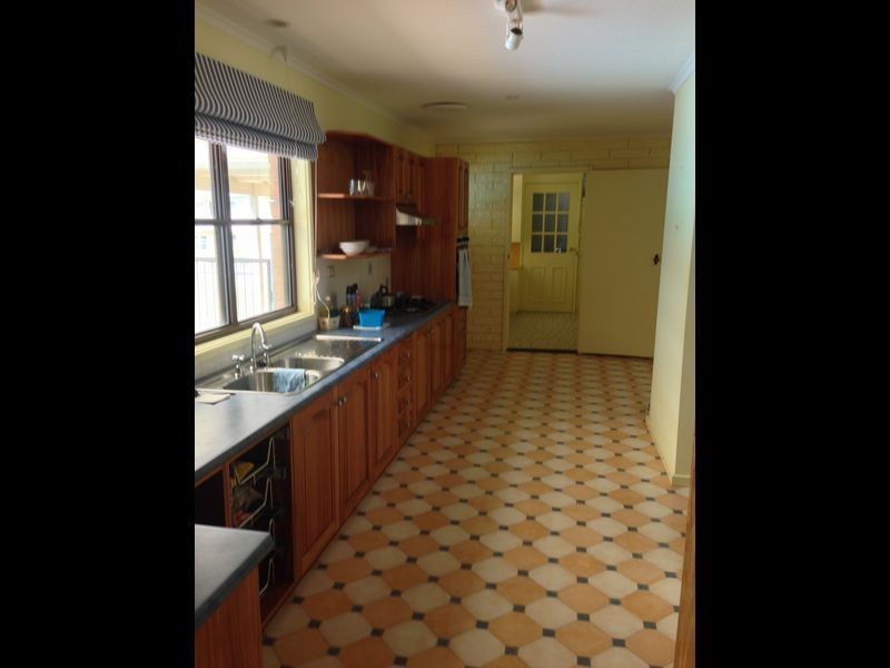 14 Hawdon St, Moruya NSW 2537