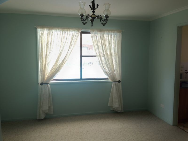 14 Hawdon St, Moruya NSW 2537