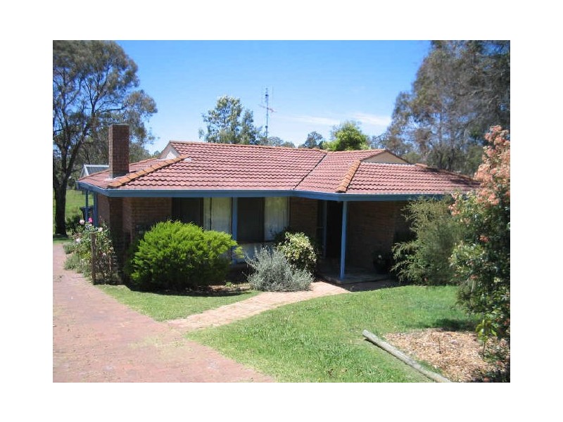 82 Hawdon Street, Moruya NSW 2537