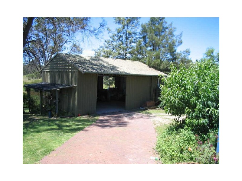 82 Hawdon Street, Moruya NSW 2537