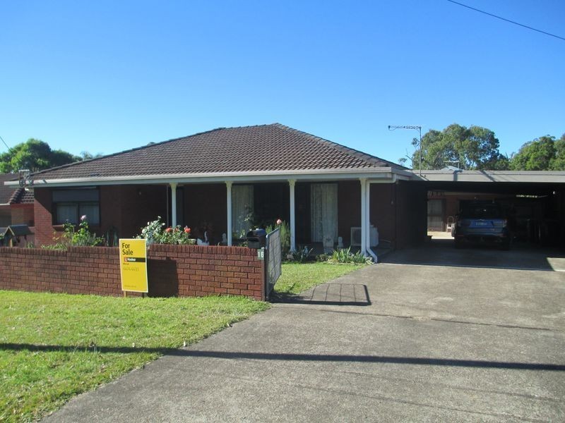 16 Keightley Street, Moruya NSW 2537