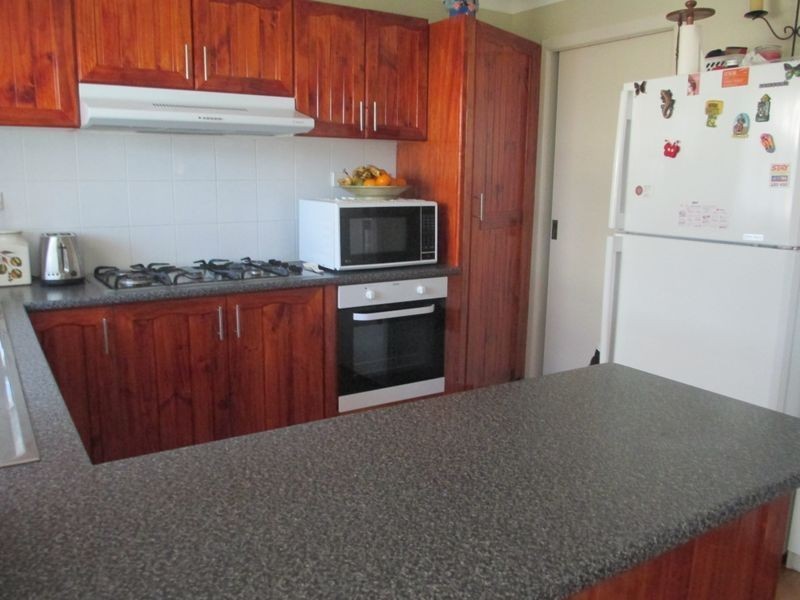 16 Keightley Street, Moruya NSW 2537