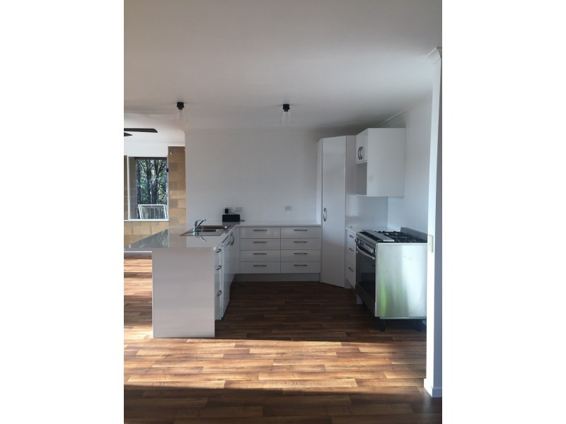 31 Narambi Close, Moruya NSW 2537