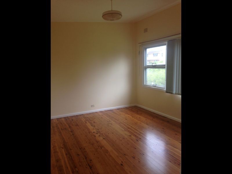 4 Hawdon St, Moruya NSW 2537