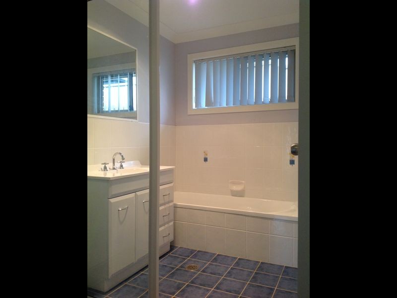 99a Albert St, Moruya NSW 2537