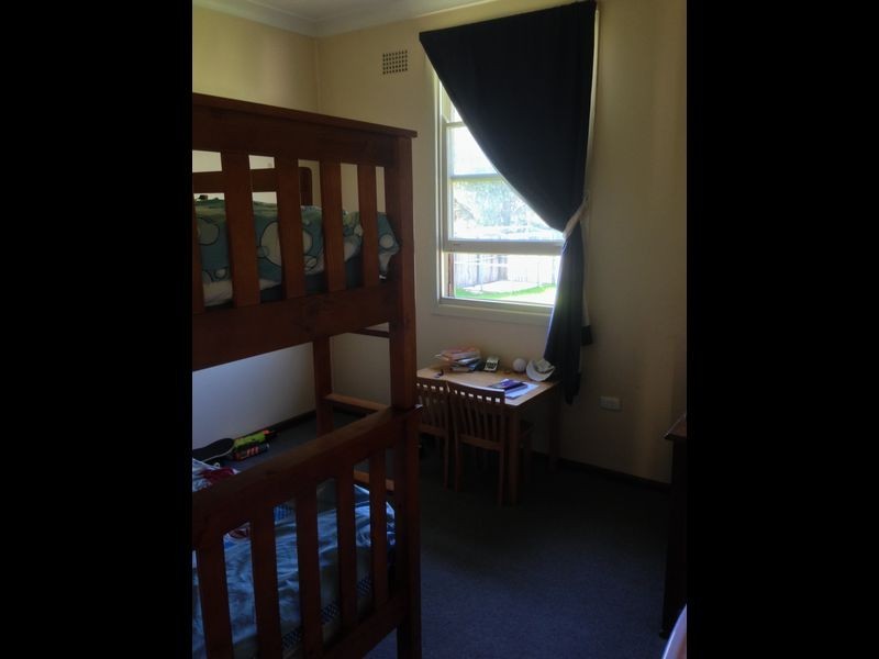 72 Thomas St, Moruya NSW 2537
