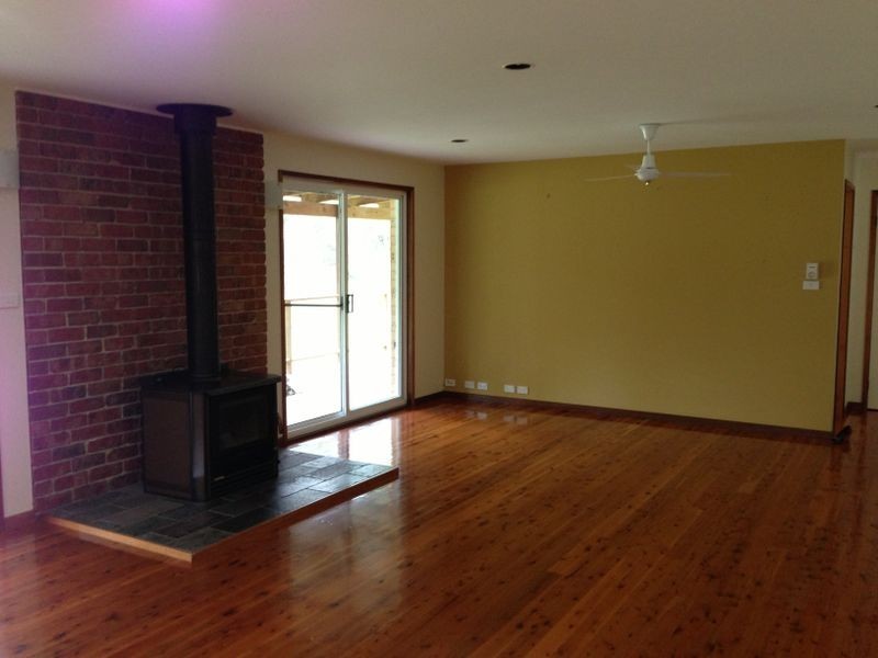 5 Ross Place, Bingie NSW 2537