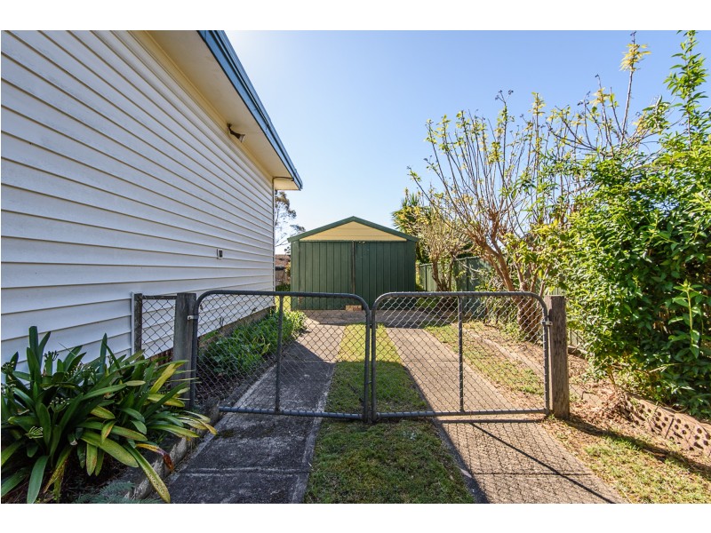 18 Pacific Road, Surf Beach NSW 2536