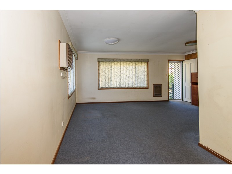 18 Pacific Road, Surf Beach NSW 2536