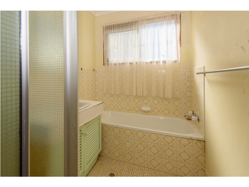 18 Pacific Road, Surf Beach NSW 2536