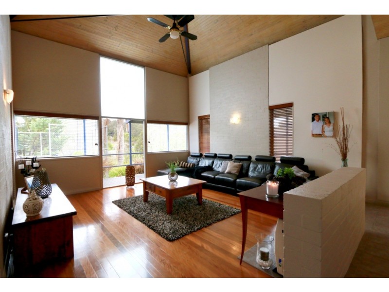 71 Yarragee Road, Moruya NSW 2537