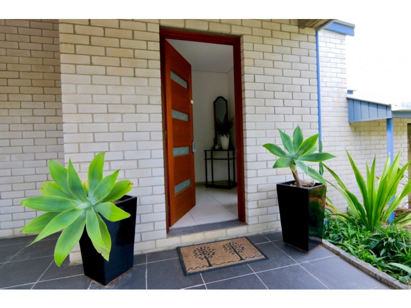 71 Yarragee Road, Moruya NSW 2537