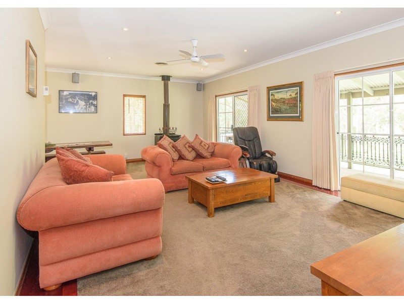 14 Narambi Close, Moruya NSW 2537