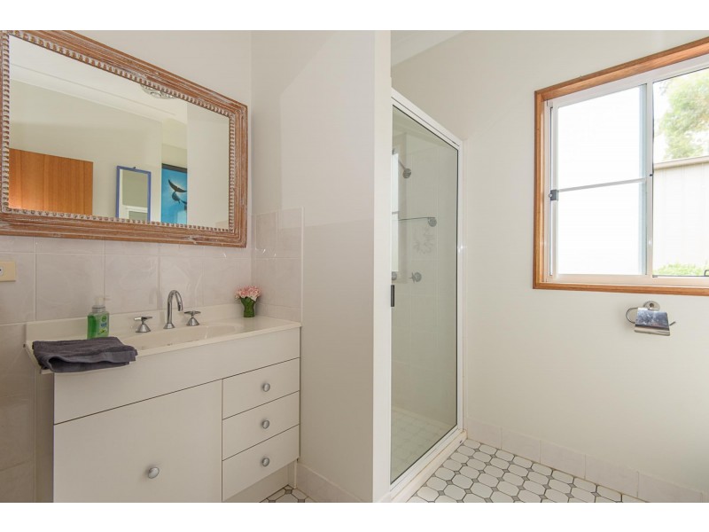 14 Narambi Close, Moruya NSW 2537