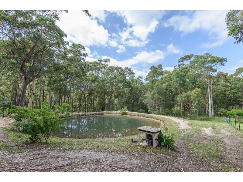 14 Narambi Close, Moruya NSW 2537